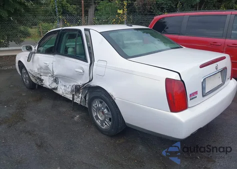 2004 Cadillac Deville Standard z USA, uszkodzony, nr VIN 1G6KD54Y64U159925